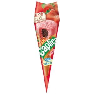 Glico giant Capiico strawberry chocolate cones snack